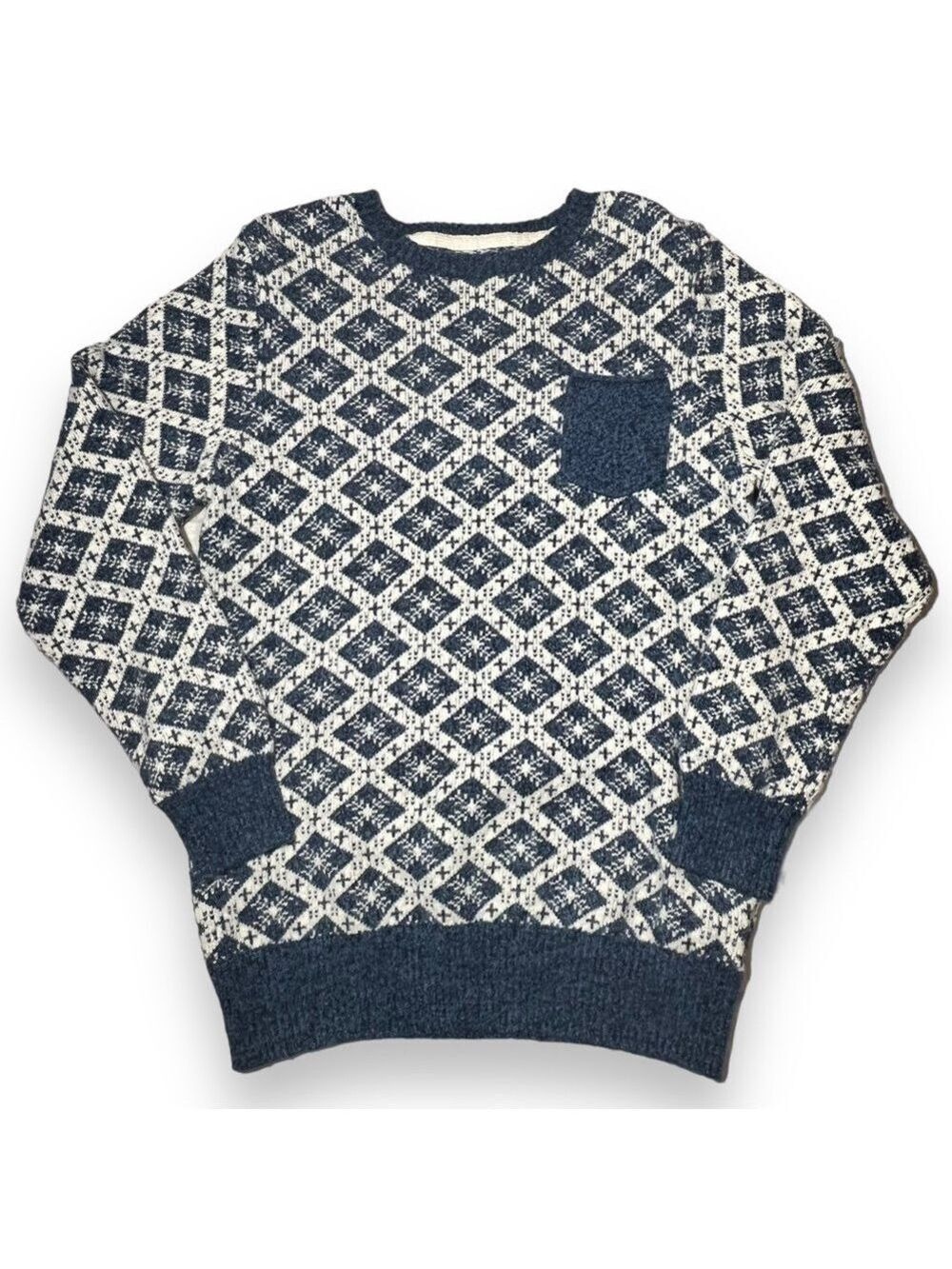 H&M L.O.G.G Boy’s Crewneck Sweater Blue and White Snowflake Size 12-14 Y